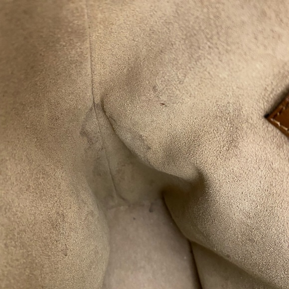 Gucci Supreme Tote - Picture 12 of 16